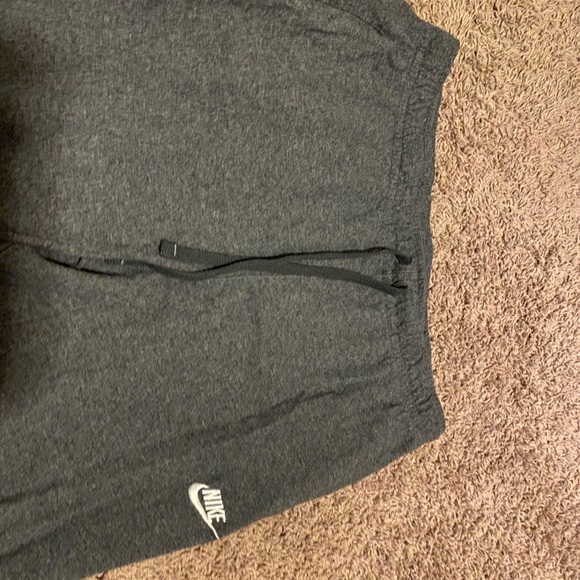 nike men’s grey sweatpants - Picture 4 of 5